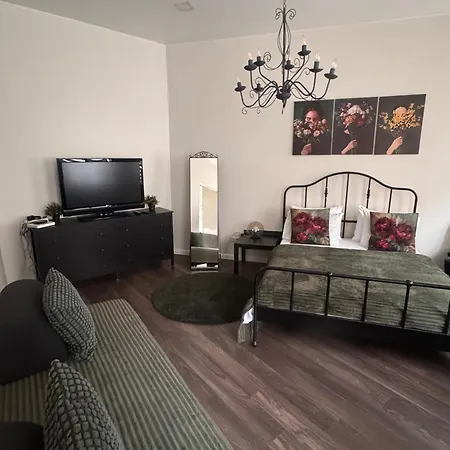 Butas City Apartment *